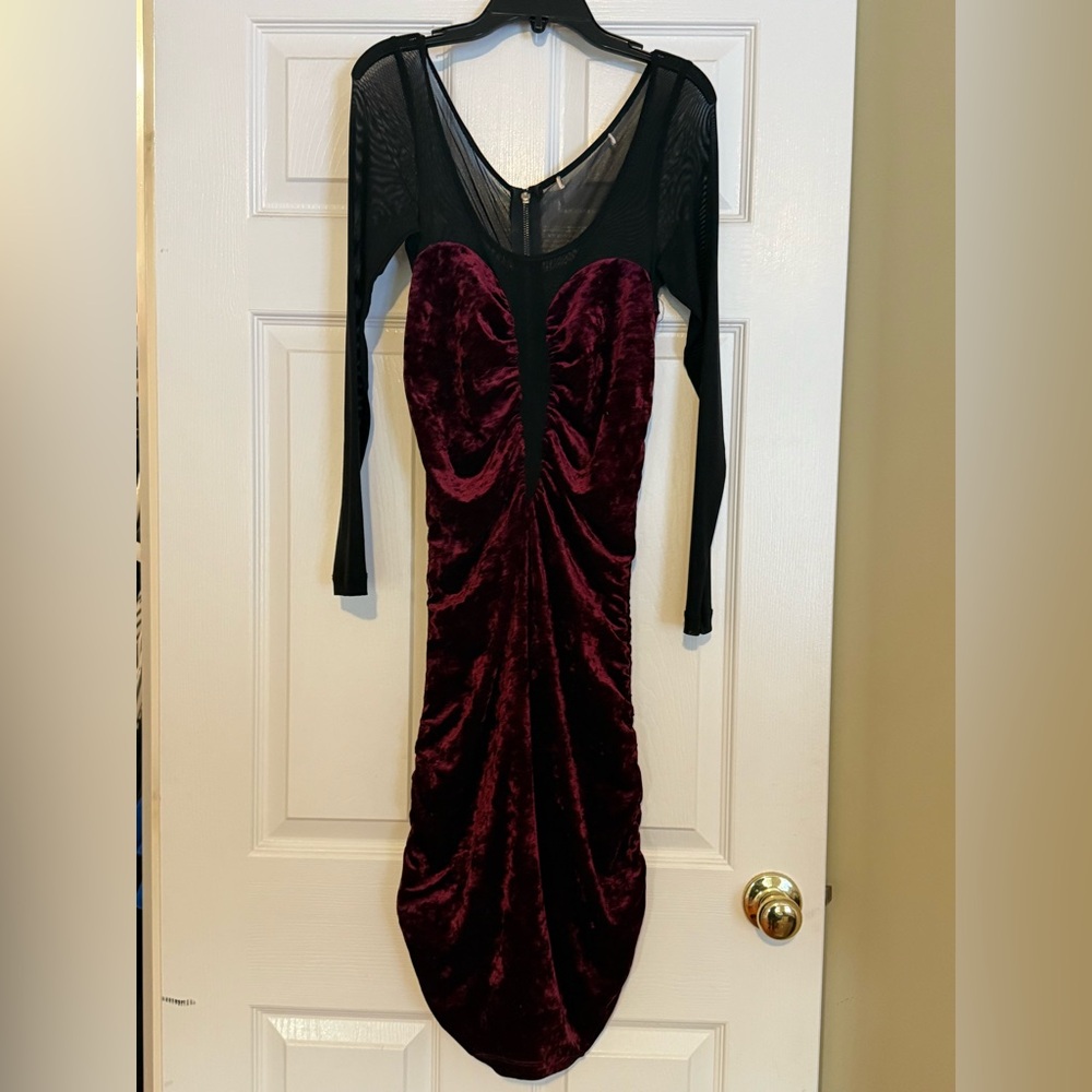 Arden B Black and Burgundy Long Sleeve Dress